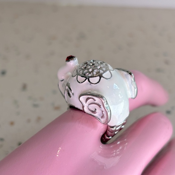 White Elephant‎ Ring with Stretch Comfort Band - Picture 6 of 10